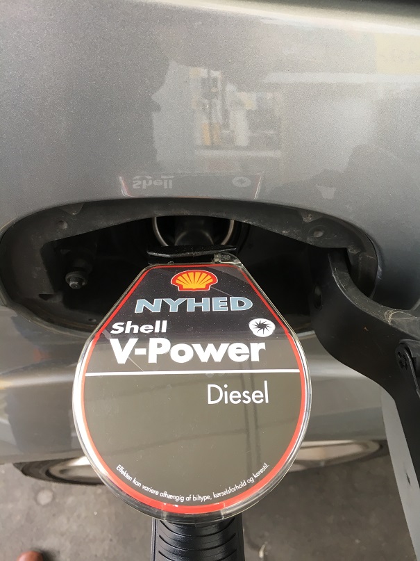 V-Power_Diesel.JPG