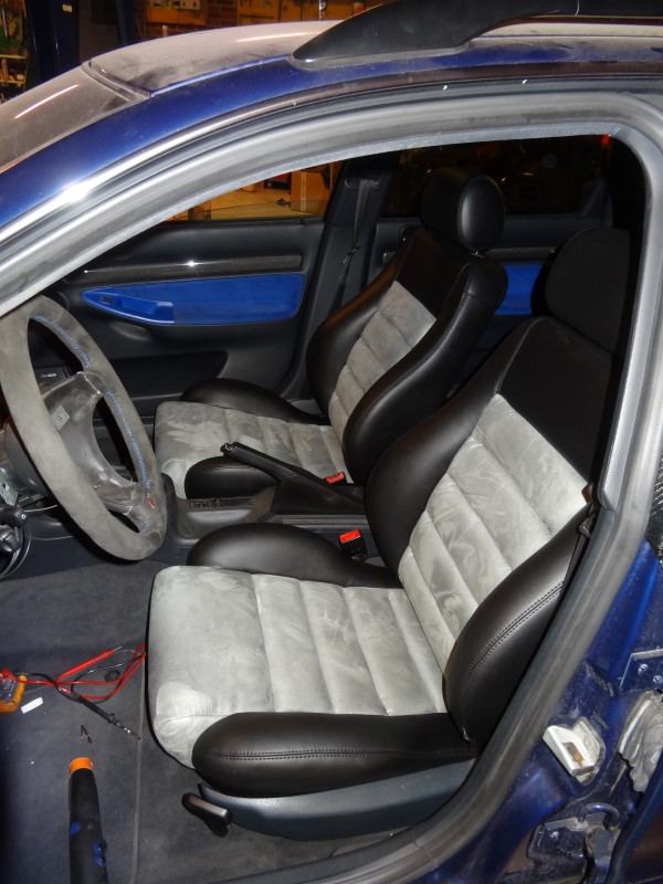 DSC03275 (Custom).JPG