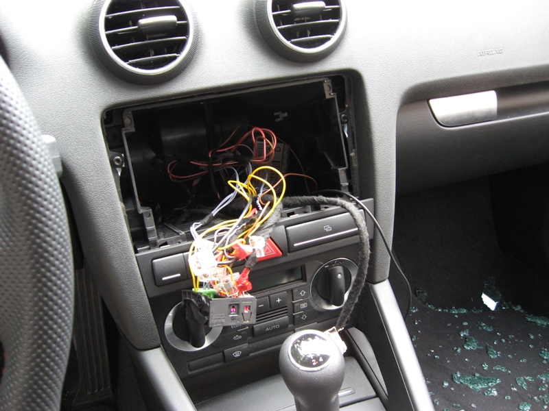 RNS-E indbrud 003.jpg