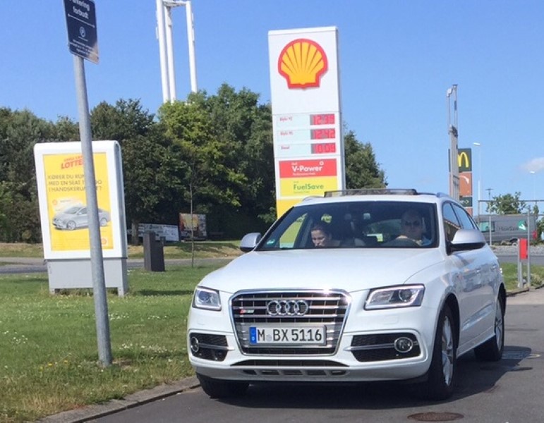 IMG_8728 (Custom).JPG