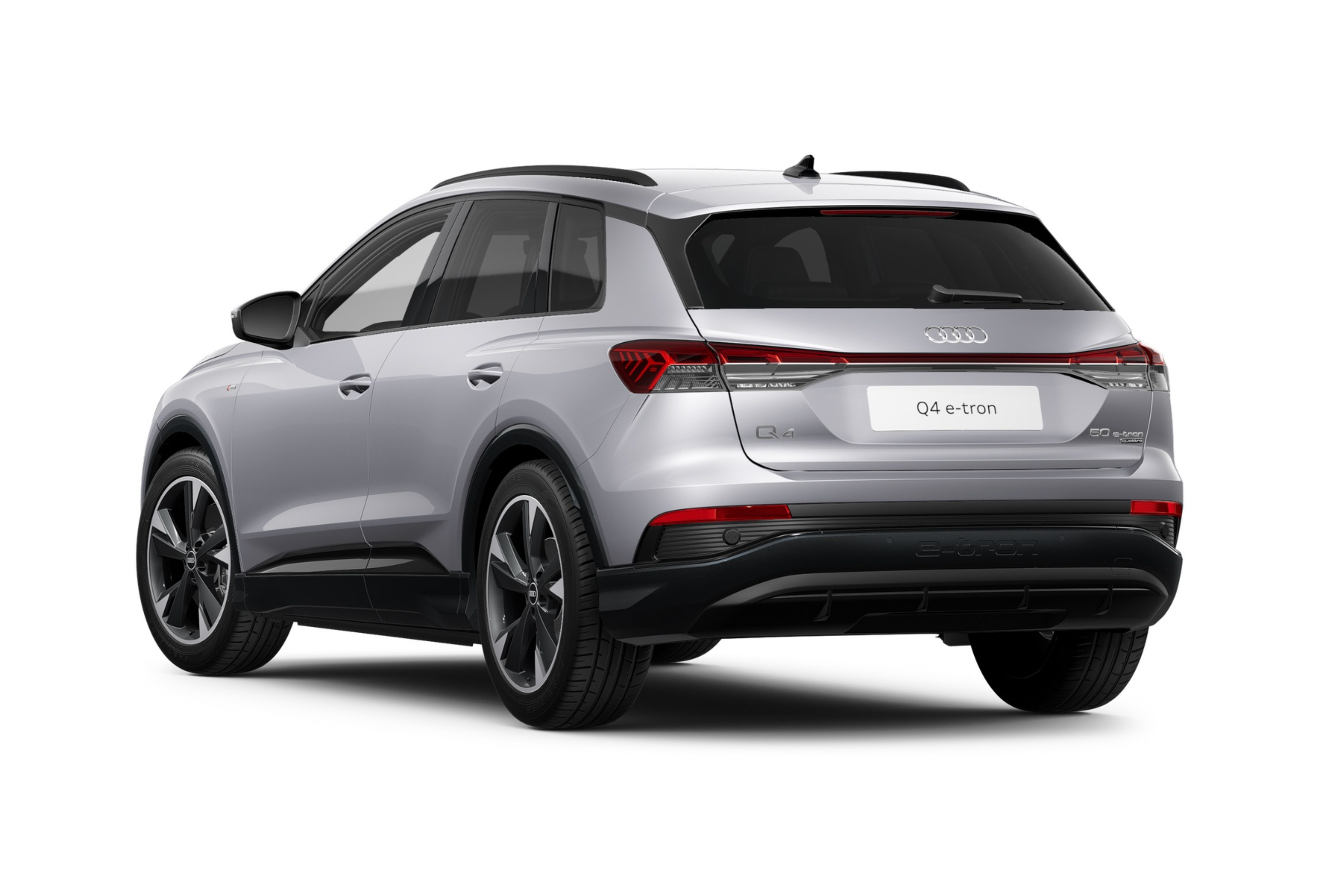 S-Line Quatro Ekteriør, Sort Optik-Pakke.png