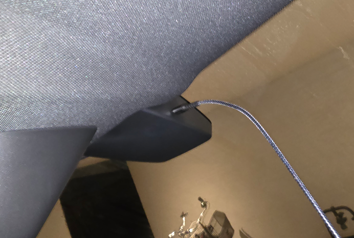 14 USB-C ved forruden.png