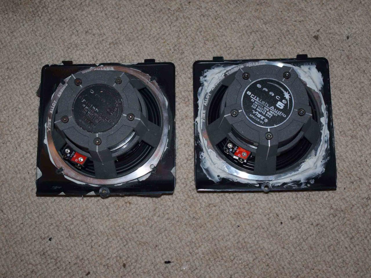 11. Monteret. Højre enhed har fået ekstra lag lim. Det samme har den venstre fået efterfølgende..JPG