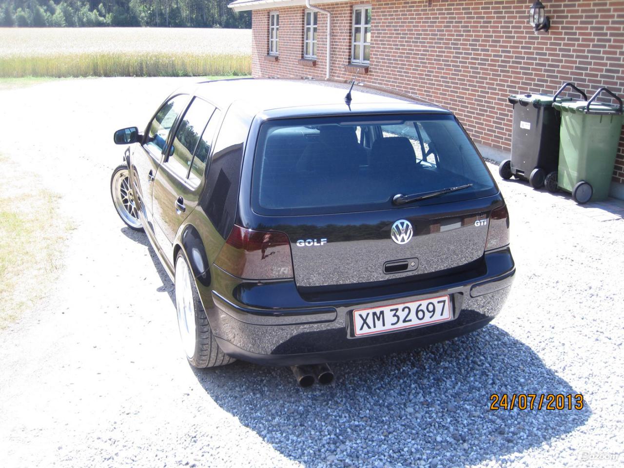 2754364-vw-golf-iv-1_8-t.jpg