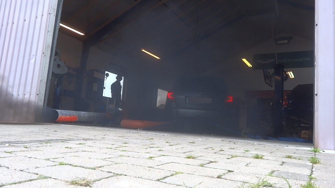 Smoking3 (Custom).jpg